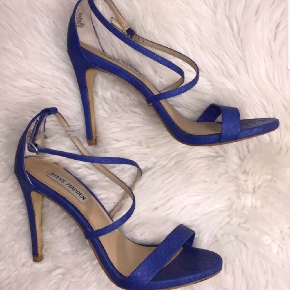 Steve Madden FELIZ Pumps. Size 7.5